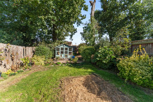 Photo 28- click for photo gallery